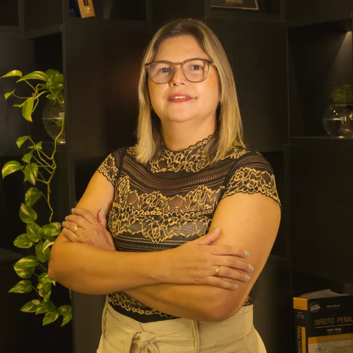 Karla Oliveira